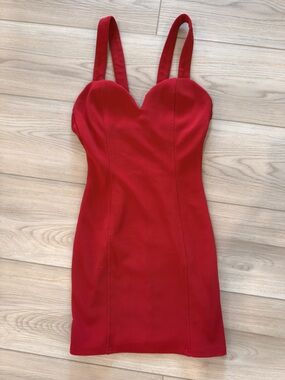 Tobi Red Fitted Sweetheart Neck Mini Dress
